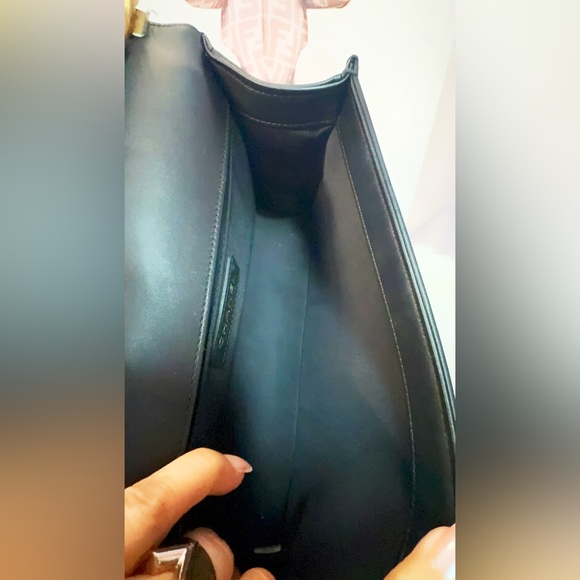 Chanel Boy leather crossbody bag
Great condition, Black, Leather - Picture 11 of 12